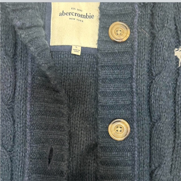 Abercrombie & Fitch Dark Blue Cable Knit Cardigan - Picture 3 of 3